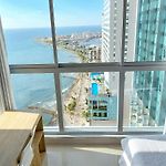 Panoramic Ocean View 34Th Floor Rooftop Pool