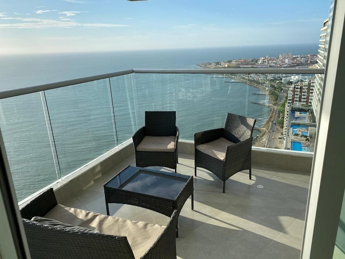 Panoramic Ocean View 34th Floor Rooftop Pool Cartagena