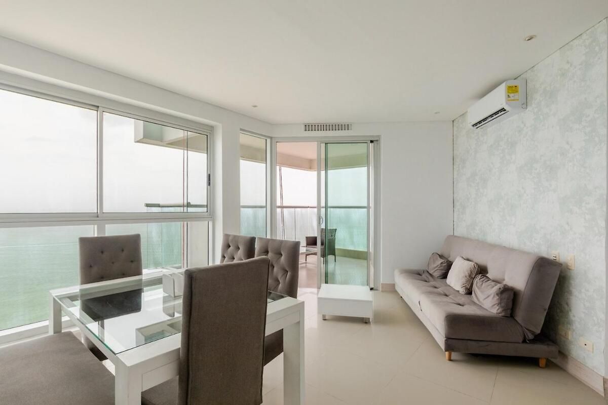 Panoramic Ocean View 34th Floor Rooftop Pool Cartagena