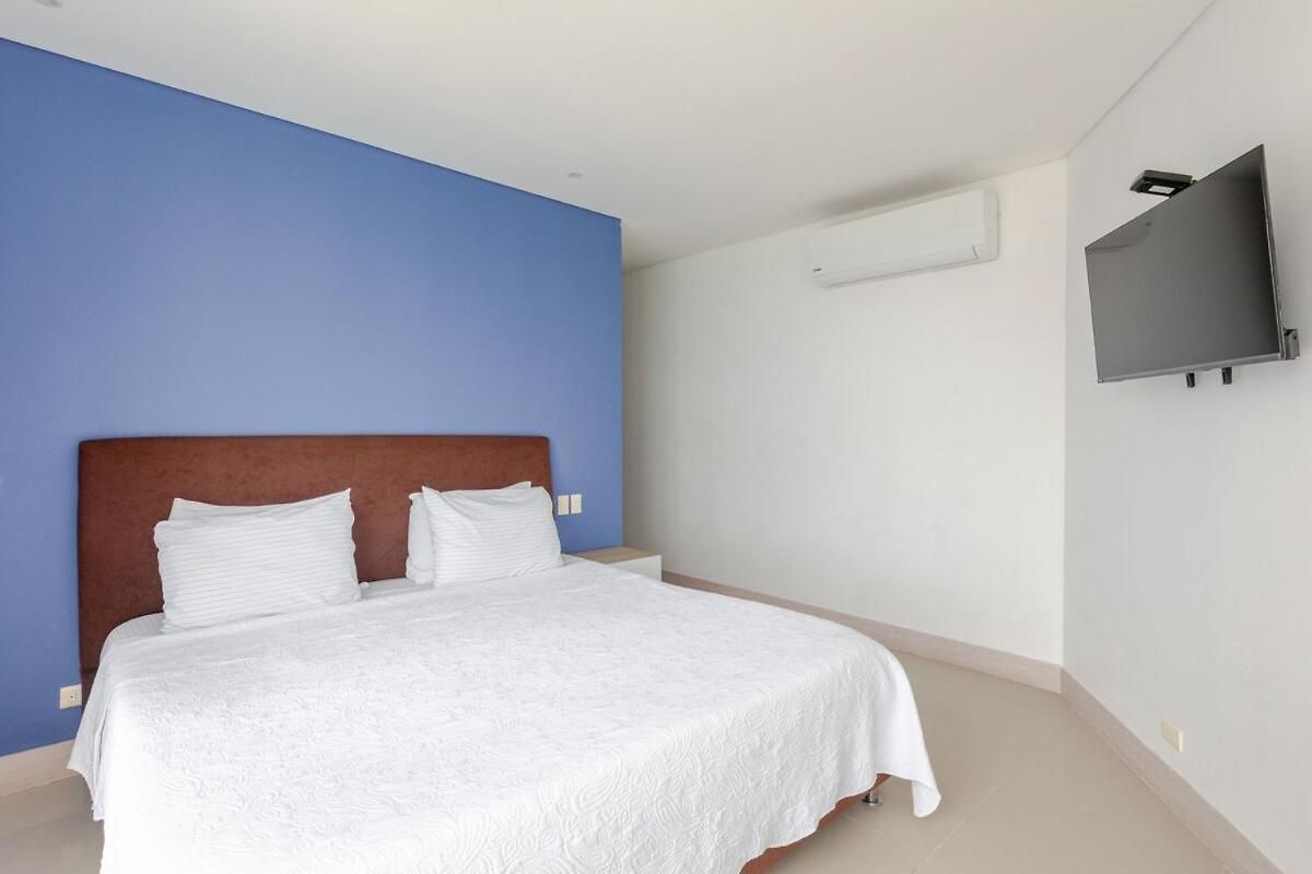 Panoramic Ocean View 34th Floor Rooftop Pool Cartagena