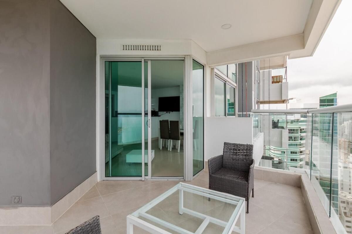 Panoramic Ocean View 34th Floor Rooftop Pool Apartamento *