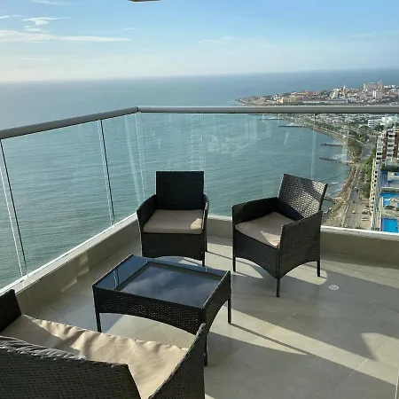 Panoramic Ocean View 34th Floor Rooftop Pool Cartagena