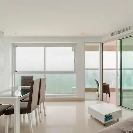 Panoramic Ocean View 34th Floor Rooftop Pool *