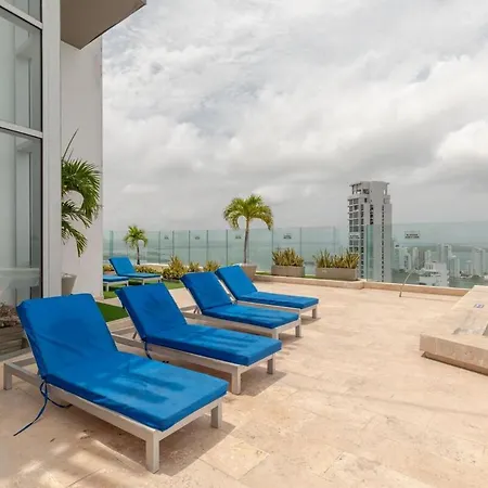 Apartamento Panoramic Ocean View 34th Floor Rooftop Pool